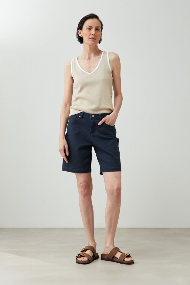 Bermuda cinco bolsillos azul marino