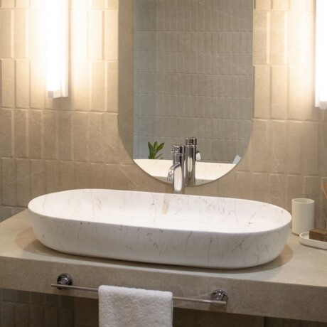 Bacha Ovalada De Apoyo De Loza Marmolada Con Desague Incluido Aqualia 000