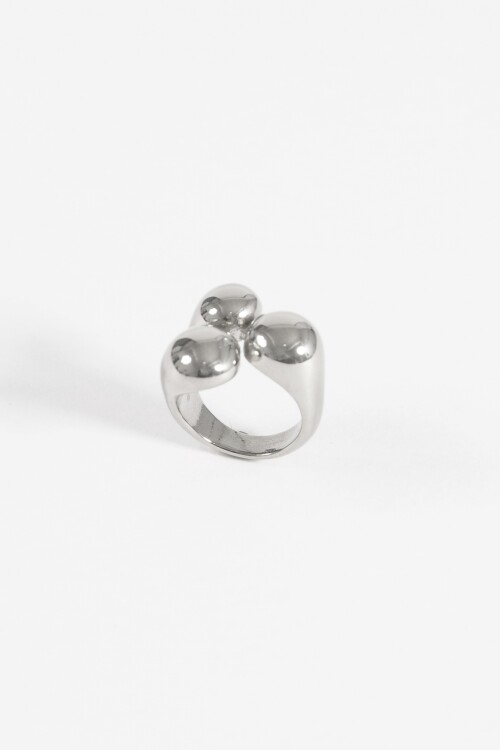 Anillo irregular ajustable acero plateado