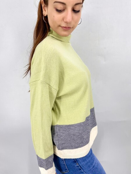 POLERA SLOWLY 2410 VERDE