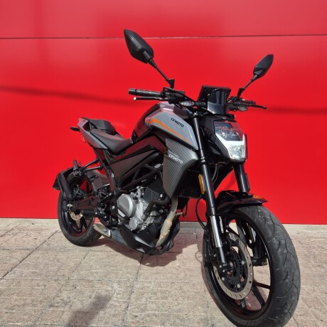 CFMOTO 250NK Usada CFMOTO 250NK Usada