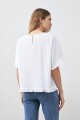 Blusa con volados blanco