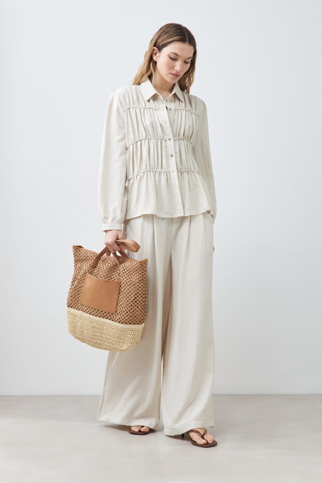 Camisa con frunces beige melange