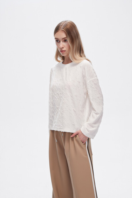 Remera Rolia Marfil / Off White