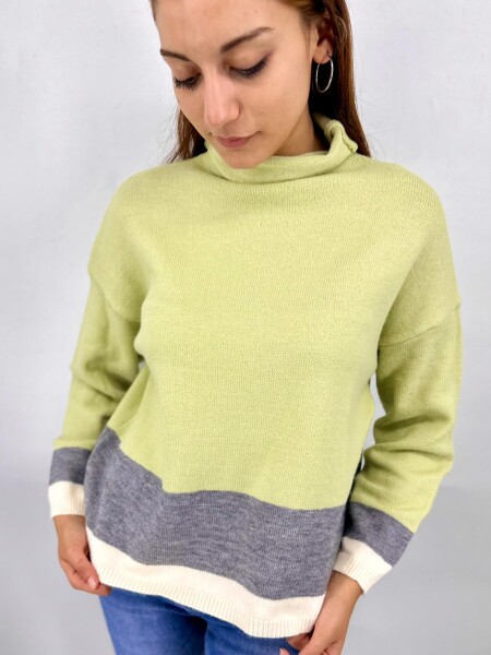 POLERA SLOWLY 2410 VERDE