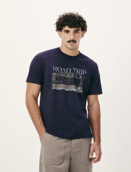 CAMISETA CON ESTAMPA MODELO REGULAR AZUL