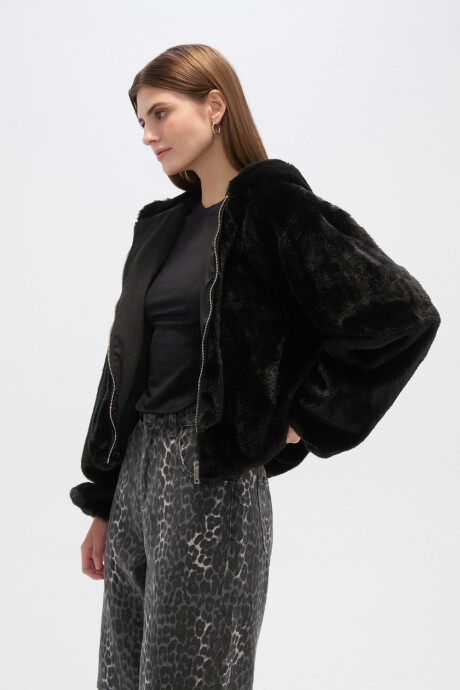 Campera Pirkin Negro