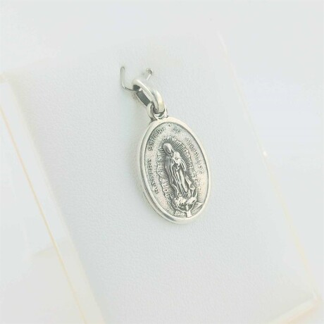 Medalla de plata 925. Virgen de Guadalupe. Medalla de plata 925. Virgen de Guadalupe.