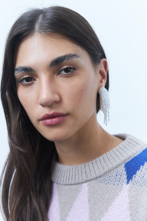 Caravanas larga perlas blanco