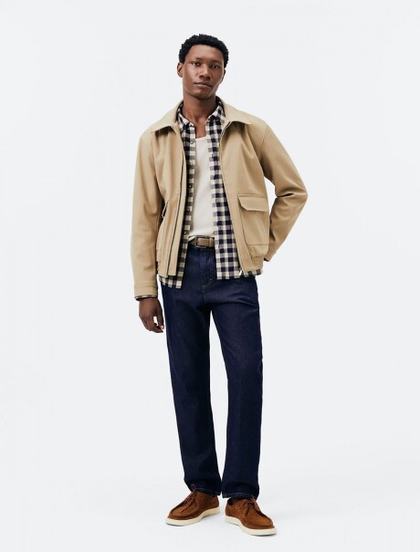 PANTALÓN DE JEAN MODELO SLIM AZUL