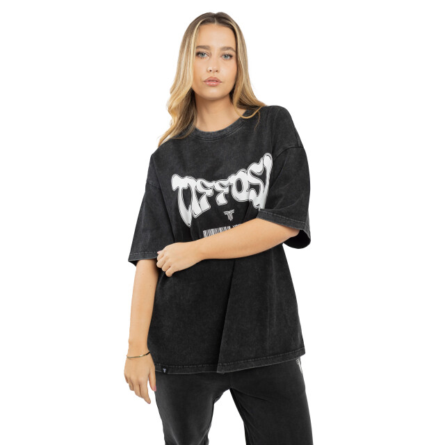 Remera Unisex Tiffosi Graffiti Negro - Blanco