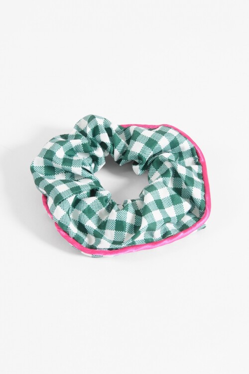 Gomita scrunchie pespunte verde