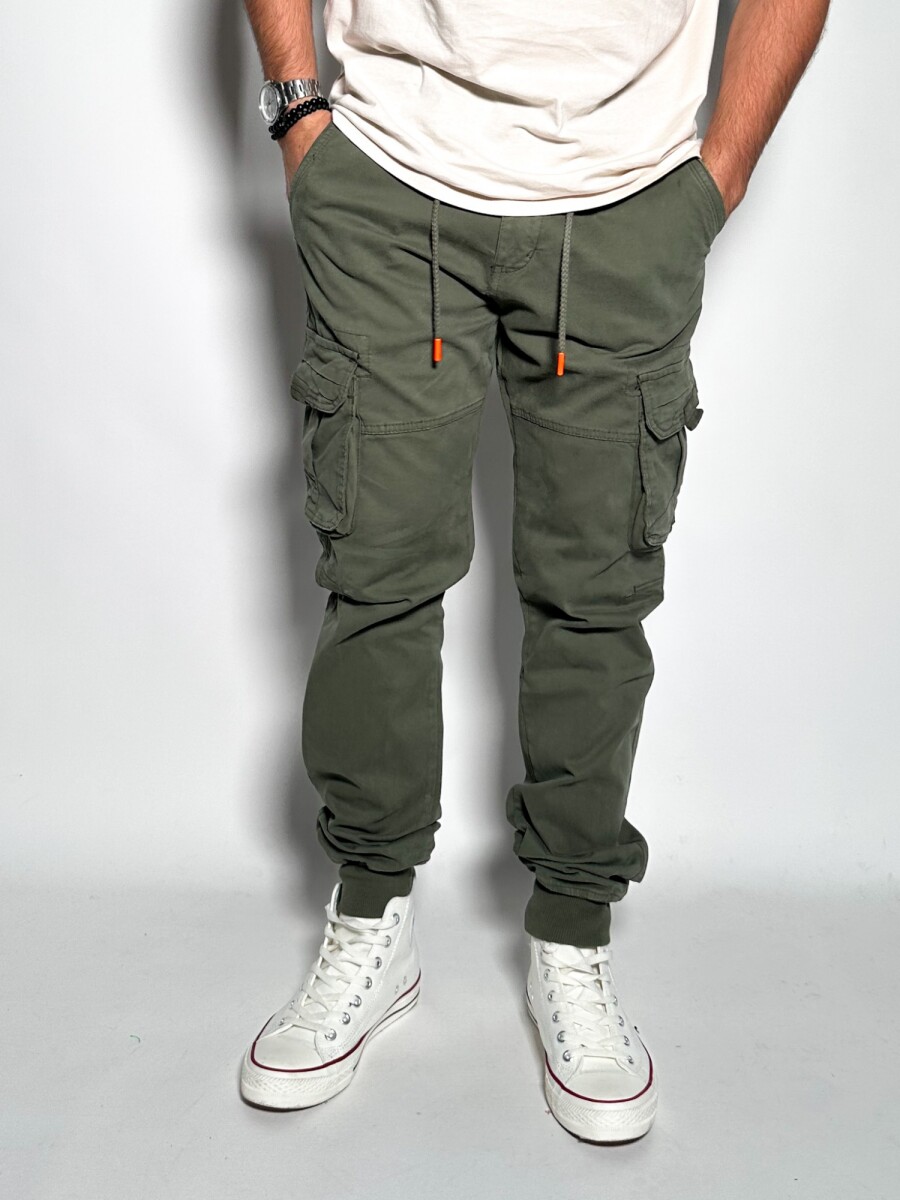 Pantalón cargo con puño León - Verde 