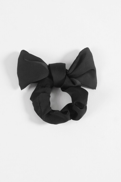 Gomita scrunchie moña negro