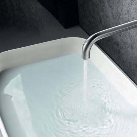 Griferia Lavatorio Pared En Laton Cromado - Serie Alassio Ii 000