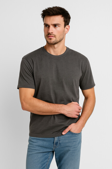 Remera Memen Gris Oscuro