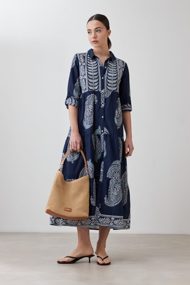 Maxi vestido estampado arabescos azul marino