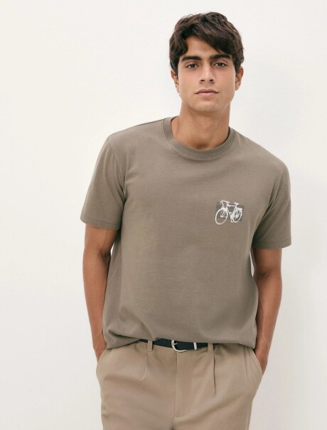 CAMISETA CON ESTAMPA MODELO REGULAR VERDE