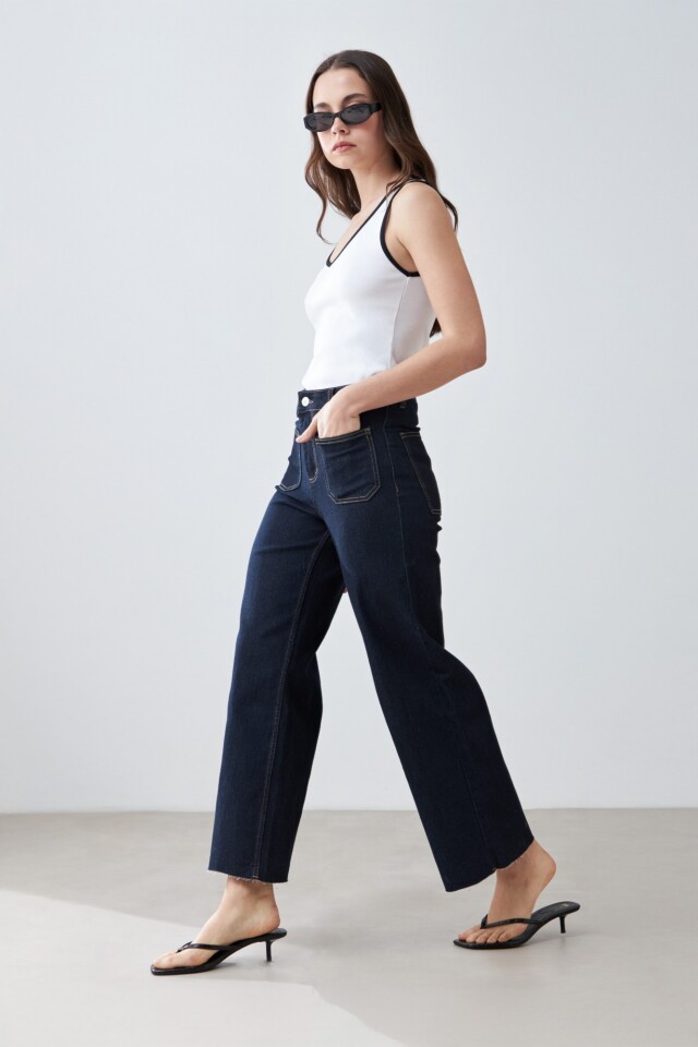 Jean culotte Paulina con bolsillos jean oscuro
