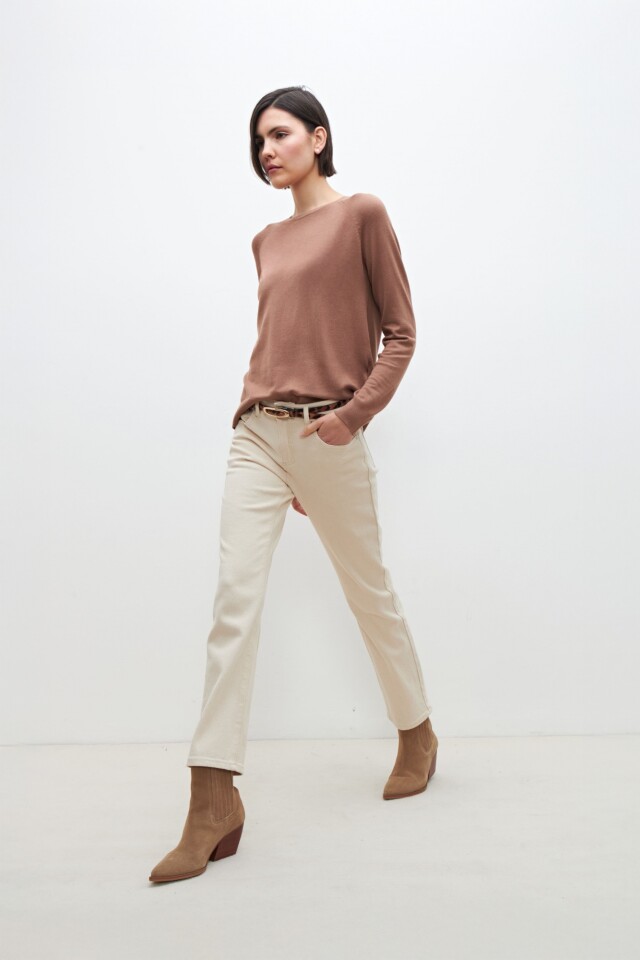 Sweater básico tostado