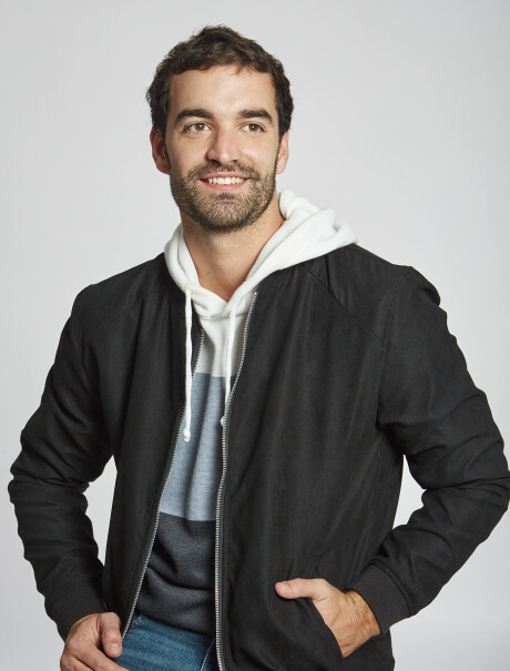 Campera bomber gamuza negro