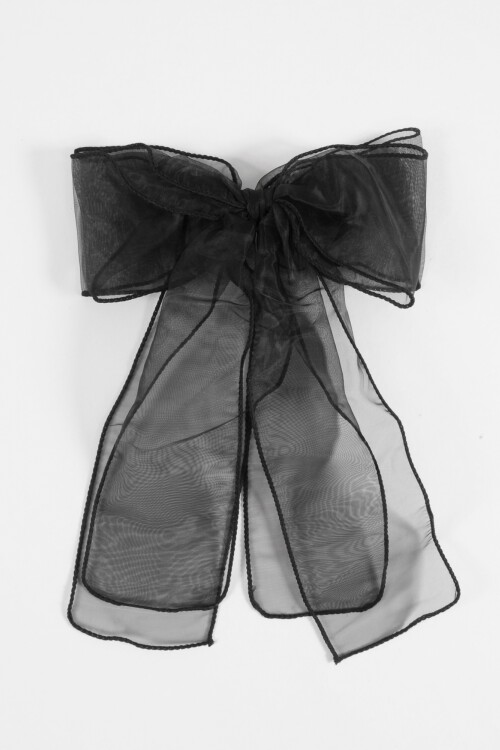 Broche moña tul negro