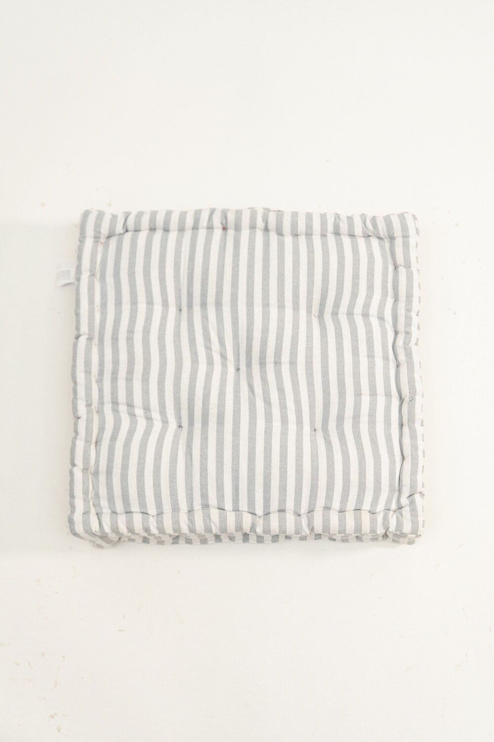 Almohadón Tatami Mare Gris Medio