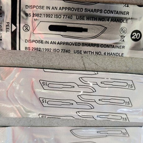 HOJAS DE BISTURI NUMERO 10, 15 O 20 HOJA NUMERO 10