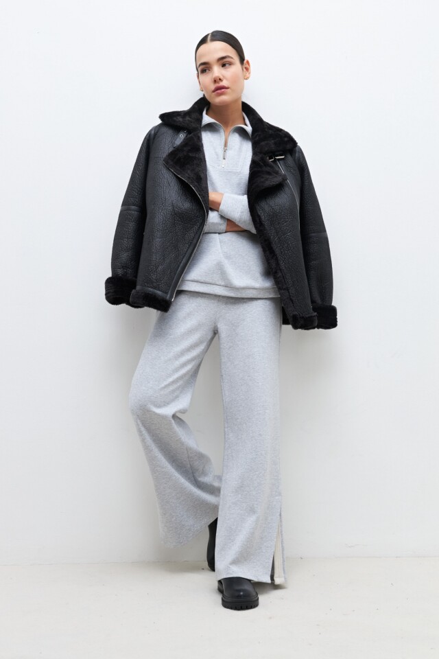 Pantalón con tajos laterales gris melange