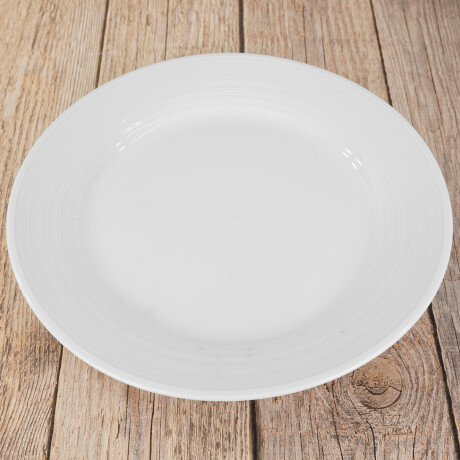 Plato llano con guarda labrada Plato llano con guarda labrada